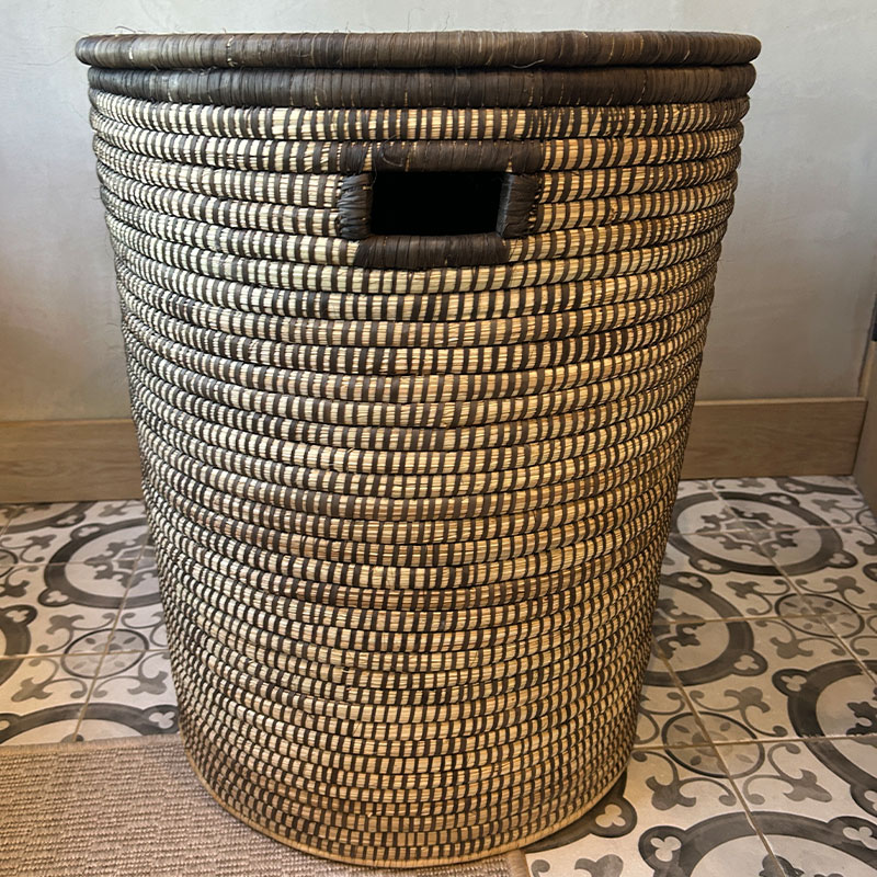 Juti-baskets.1 Juti Laundry Basket (Natural & Black) with Lid