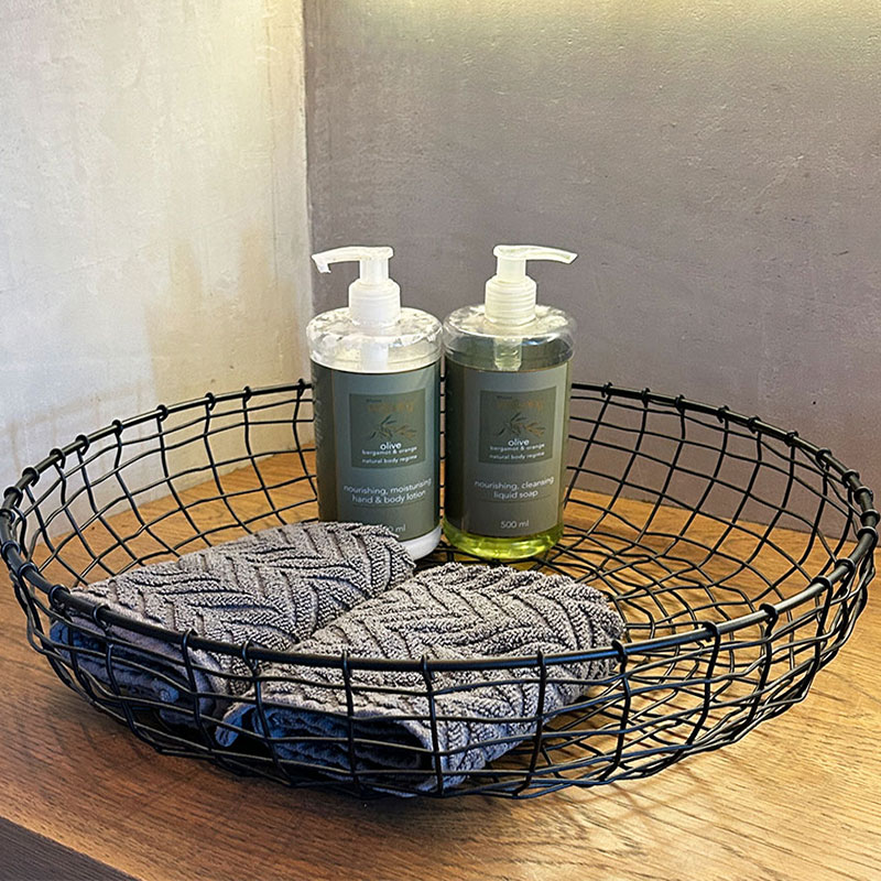Zee-Wire-Baskets-Black-2 Zee Wire Baskets